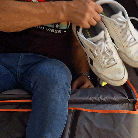 Voyager Car Roof Tent 6 Descr Voyager Car Roof Tent 6 Descr