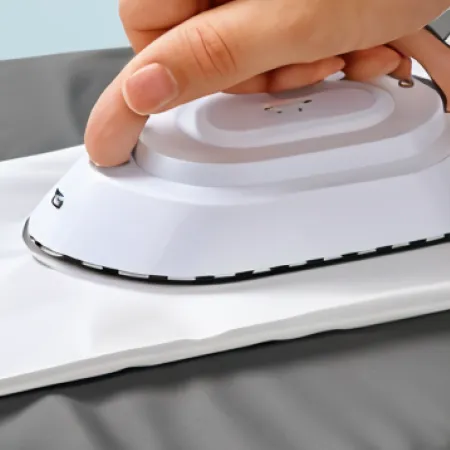 Mini Travel Iron with Steam 1 Description